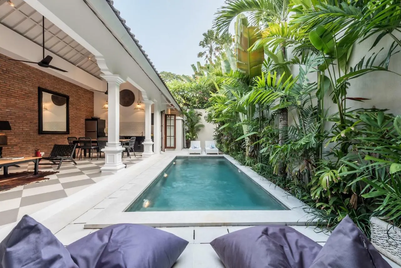 Central 3 Bedroom Villa Close To Seminyak Beach 0*, Seminyak (Bali) Indonesia