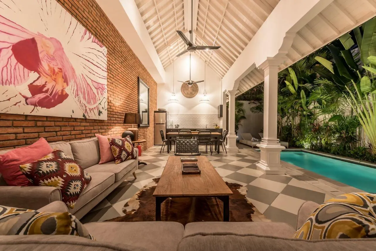 Central 3 Bedroom Villa Close To Seminyak Beach