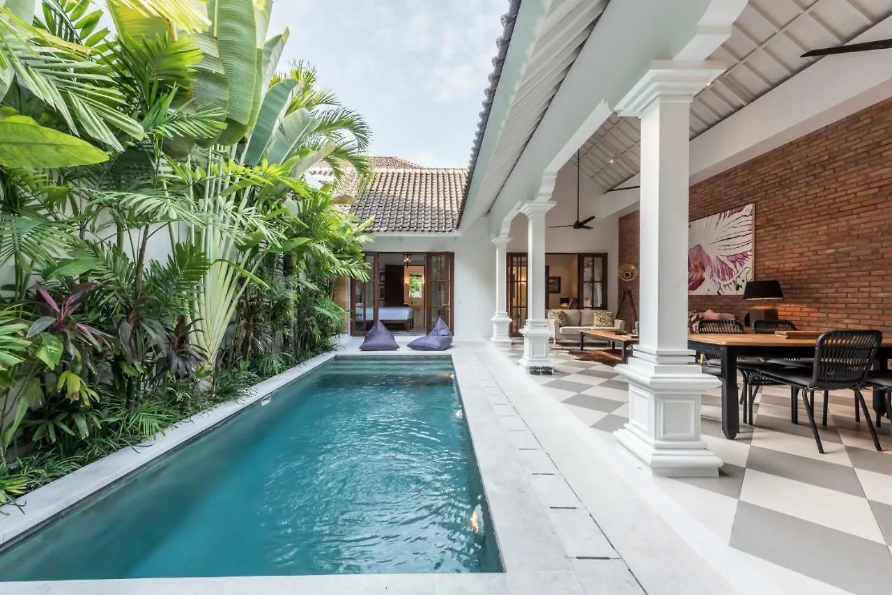 Central 3 Bedroom Villa Close To Seminyak Beach